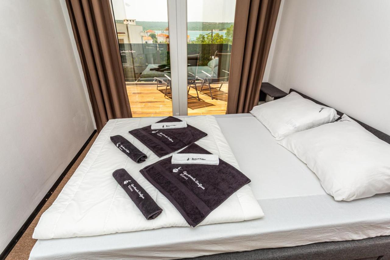 Smiljana Apartments Климно Екстериор снимка