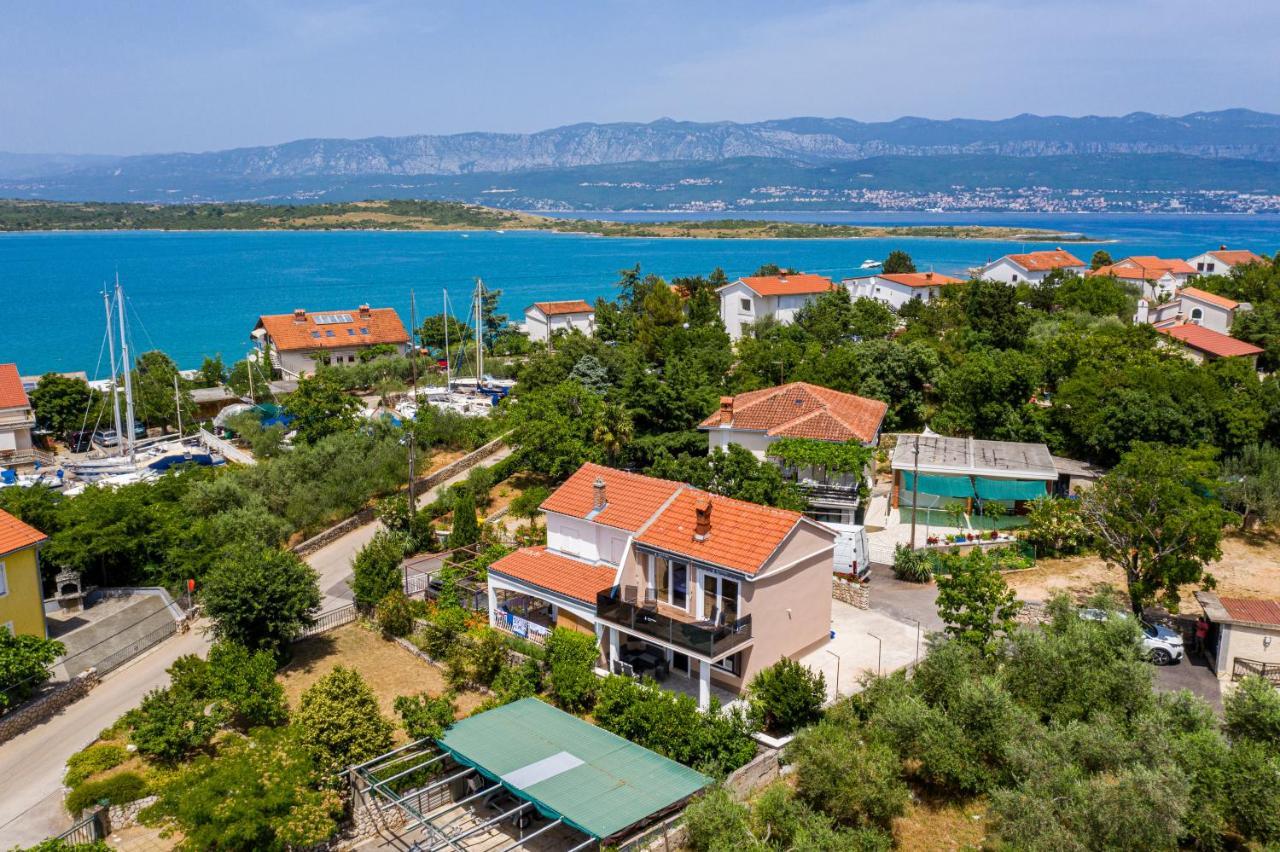 Smiljana Apartments Климно Екстериор снимка