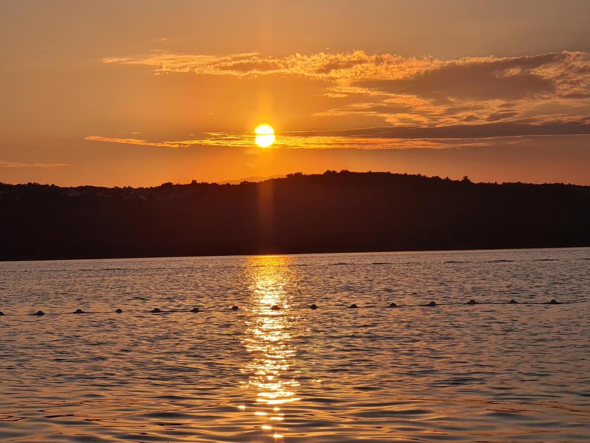 Smiljana Apartments Климно Екстериор снимка
