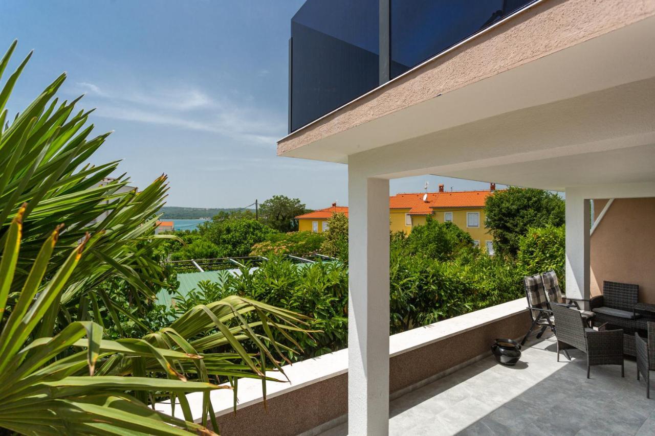 Smiljana Apartments Климно Екстериор снимка